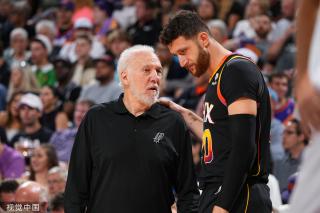 她所在的 她所在的