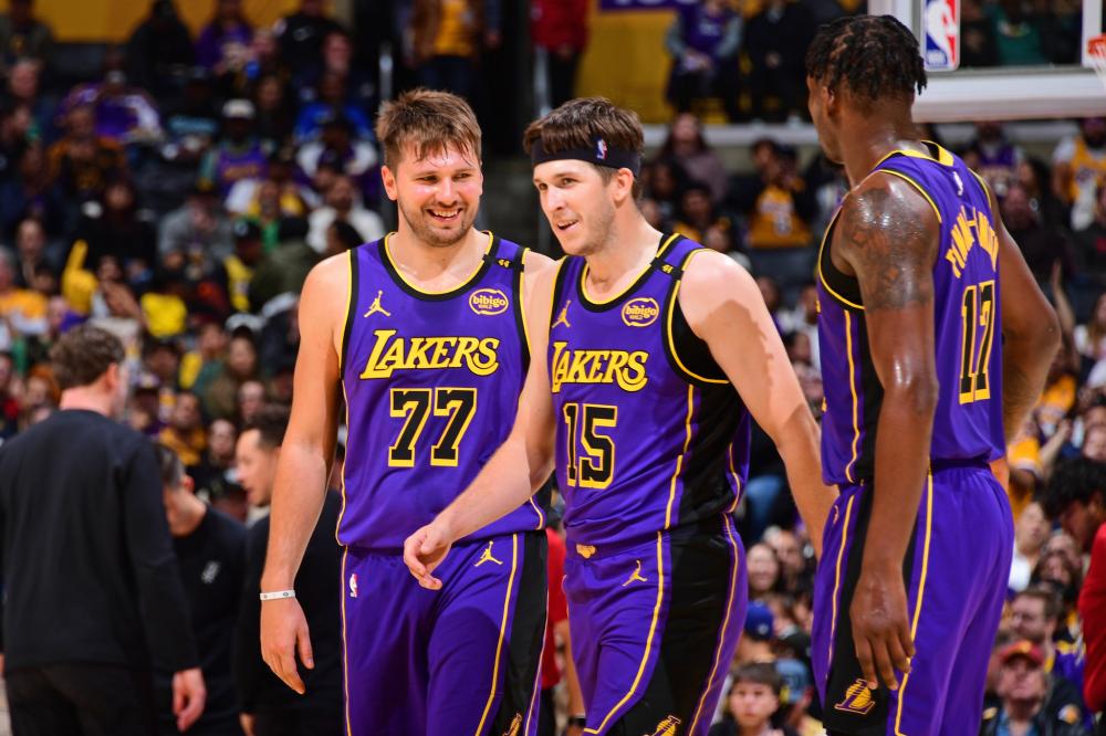 韩国女篮对 韩国女篮对