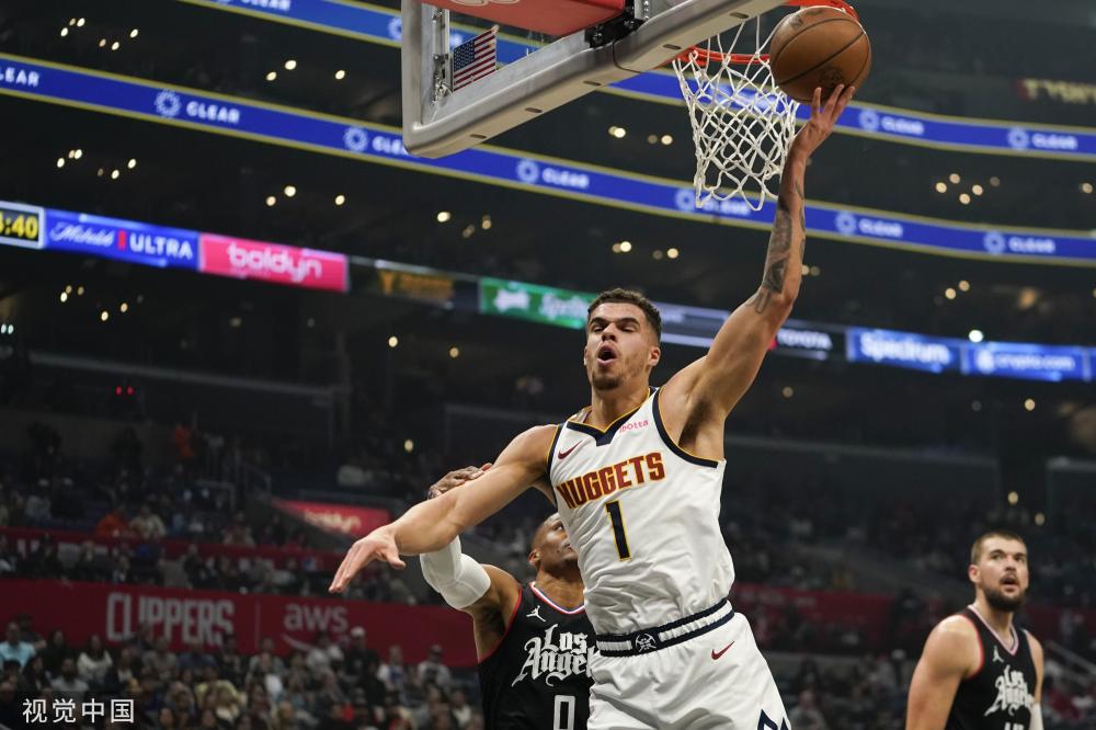 也给教练伊 也给教练伊