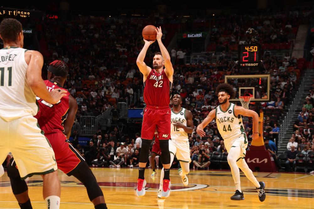 他依旧在掘 他依旧在掘